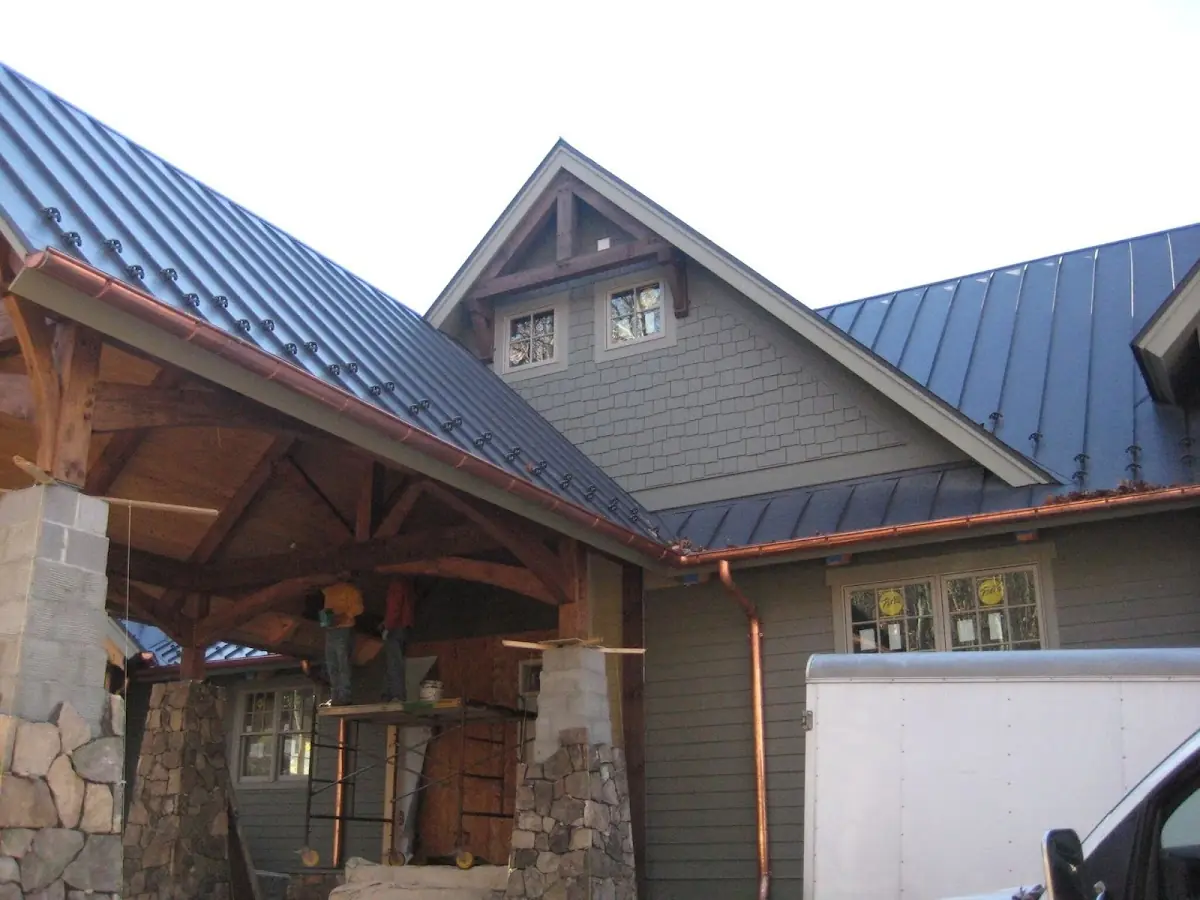 Craftsman Roofing team delivering quality roofing work in Pontotoc